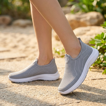 Sneakers med Slip-On Design | Strikket Overdel & Let Sål | Komfortabel & Afslappet Stil