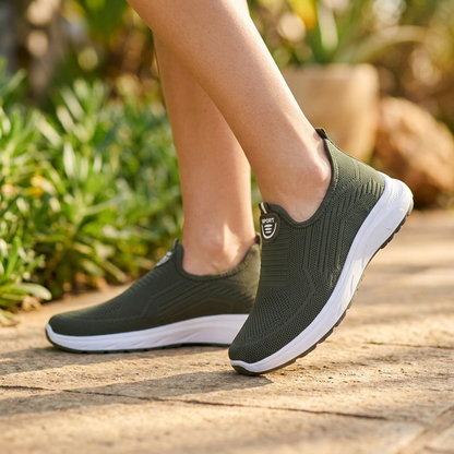 Sneakers med Slip-On Design | Strikket Overdel & Let Sål | Komfortabel & Afslappet Stil