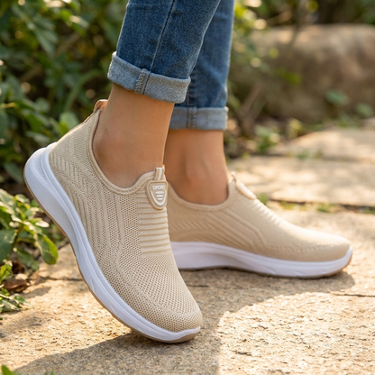 Sneakers med Slip-On Design | Strikket Overdel & Let Sål | Komfortabel & Afslappet Stil