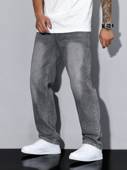 Men's Relaxed Straight Leg Jeans
