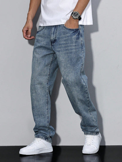 Men's Relaxed Straight Leg Jeans